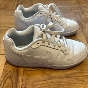 Nike ebernon low